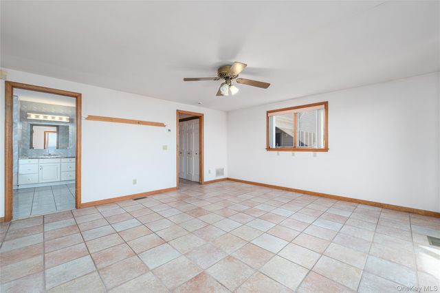 3200 Sound Drive, Greenport, NY 11944