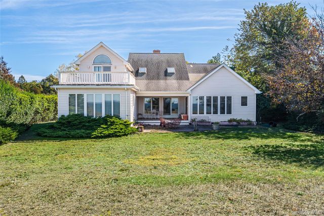 3200 Sound Drive, Greenport, NY 11944
