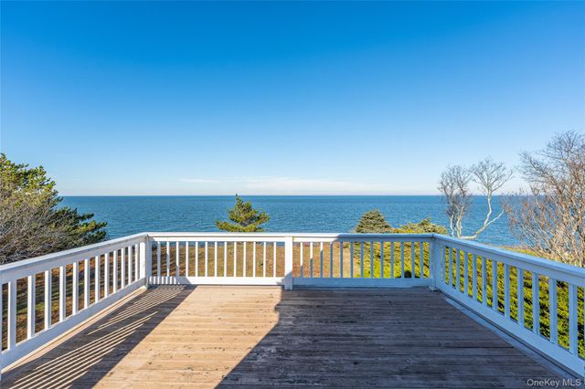 3200 Sound Drive, Greenport, NY 11944