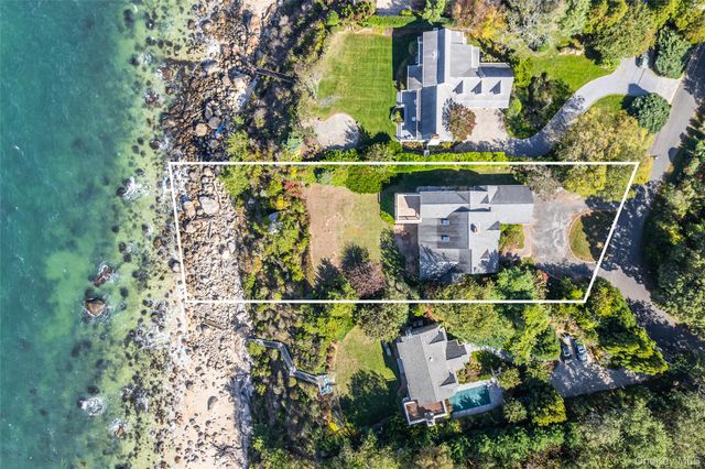 3200 Sound Drive, Greenport, NY 11944