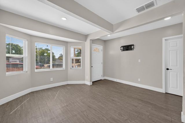 2641 Norwood Ave, Sacramento, CA 95815