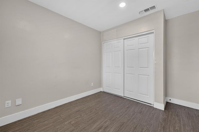 2641 Norwood Ave, Sacramento, CA 95815