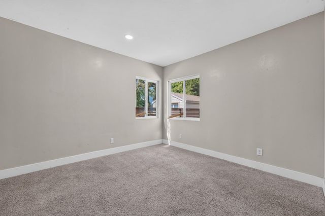 2641 Norwood Ave, Sacramento, CA 95815