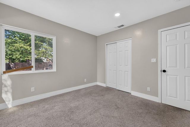 2641 Norwood Ave, Sacramento, CA 95815
