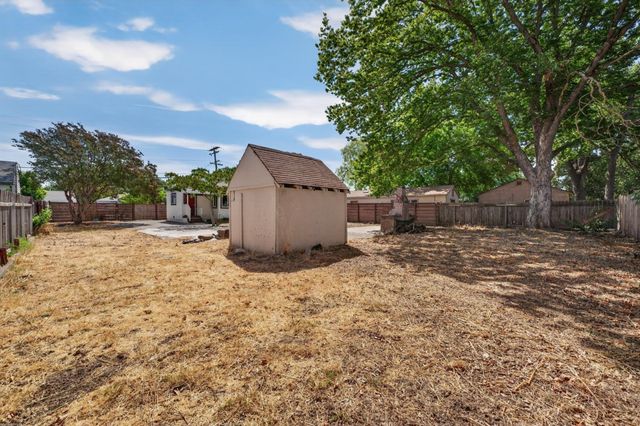 2641 Norwood Ave, Sacramento, CA 95815
