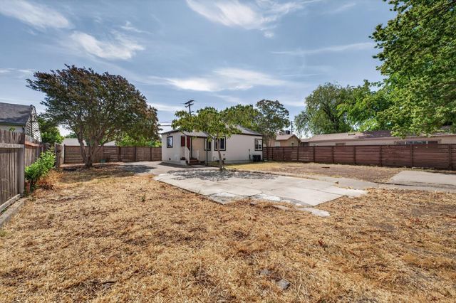 2641 Norwood Ave, Sacramento, CA 95815