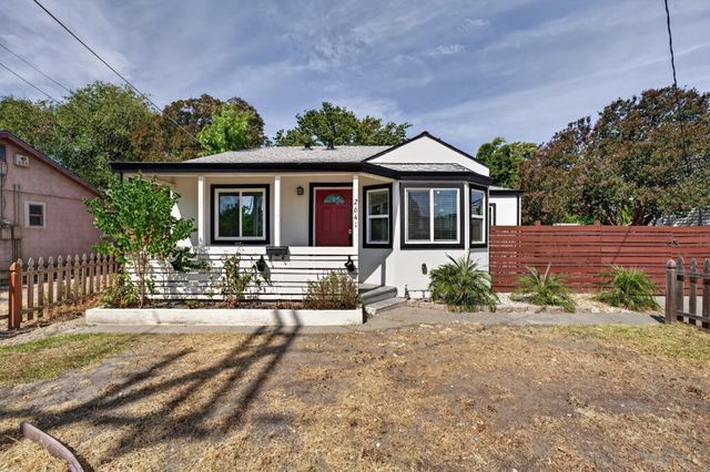 2641 Norwood Ave, Sacramento, CA 95815