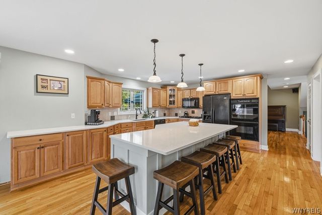 677 Sara Court, Lewiston, NY 14092