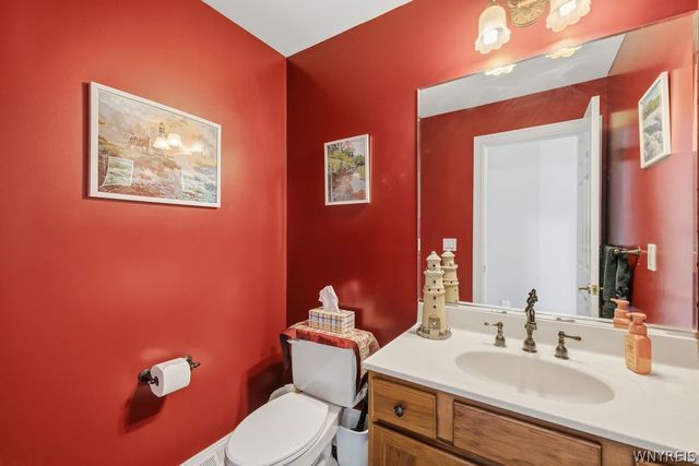 677 Sara Court, Lewiston, NY 14092