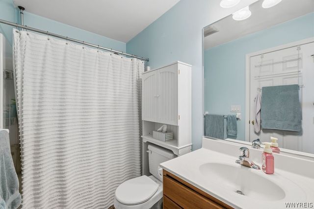 677 Sara Court, Lewiston, NY 14092