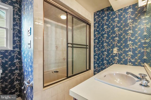 47 HILLHURST AVE, Hamilton, NJ 08619