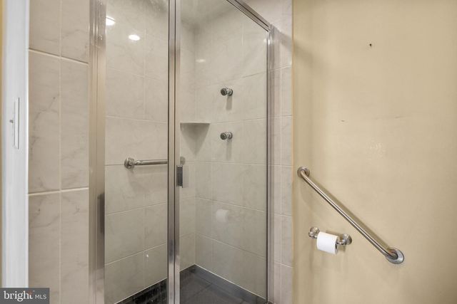 47 HILLHURST AVE, Hamilton, NJ 08619