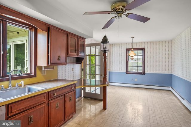 47 HILLHURST AVE, Hamilton, NJ 08619