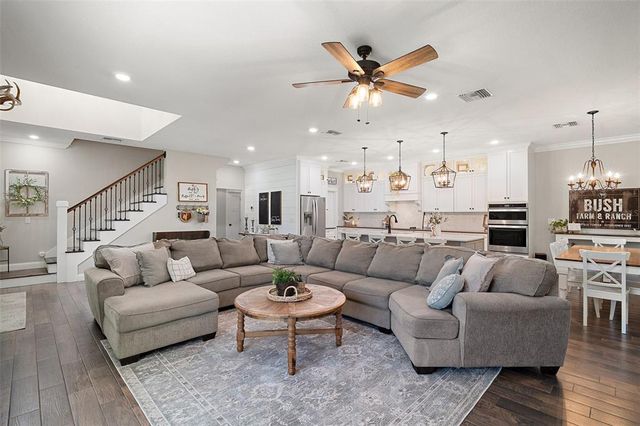 40600 LE GRANDE STREET, Umatilla, FL 32784