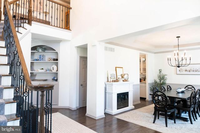 84 APPLEGATE WAY, Chesterfield, NJ 08515