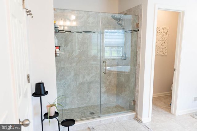 84 APPLEGATE WAY, Chesterfield, NJ 08515