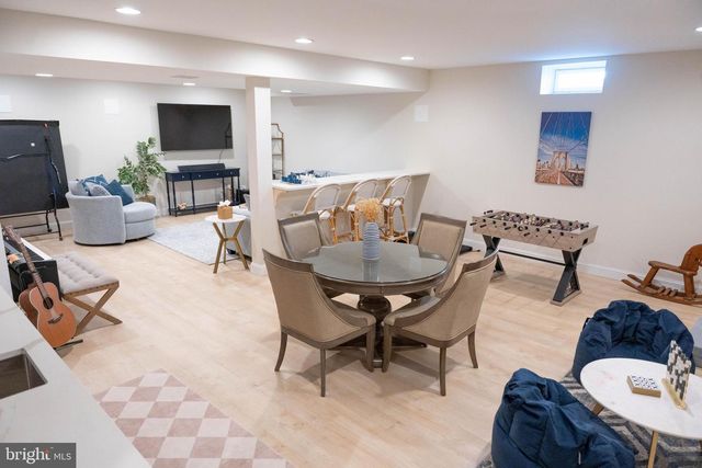 84 APPLEGATE WAY, Chesterfield, NJ 08515