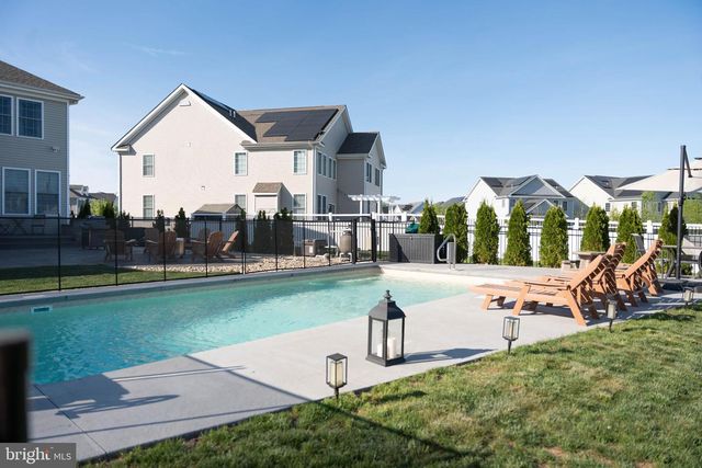 84 APPLEGATE WAY, Chesterfield, NJ 08515