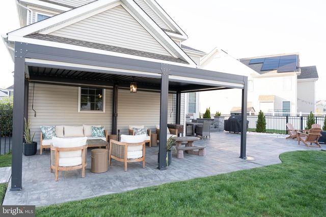 84 APPLEGATE WAY, Chesterfield, NJ 08515