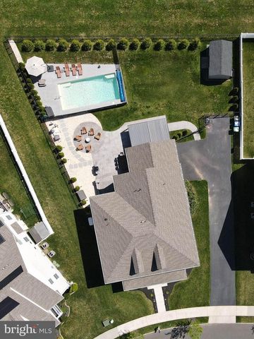 84 APPLEGATE WAY, Chesterfield, NJ 08515