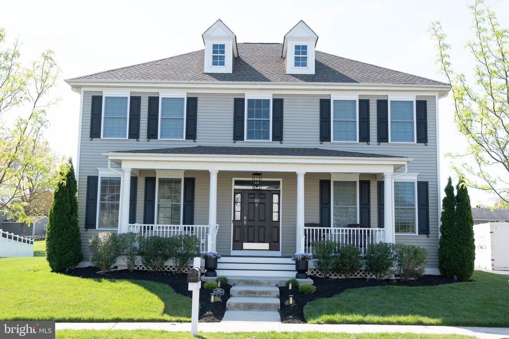 84 APPLEGATE WAY, Chesterfield, NJ 08515