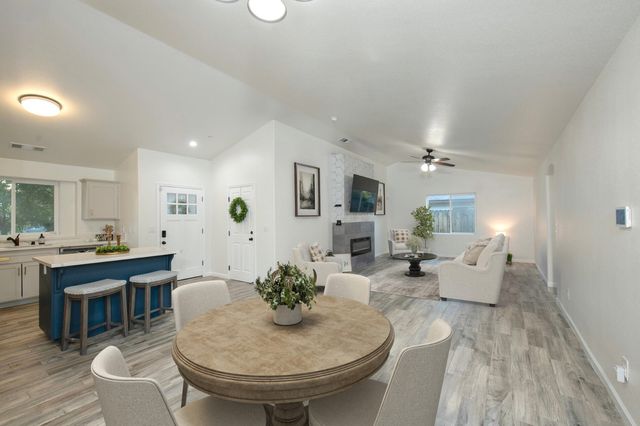 433 S Church Street, Visalia, CA 93277