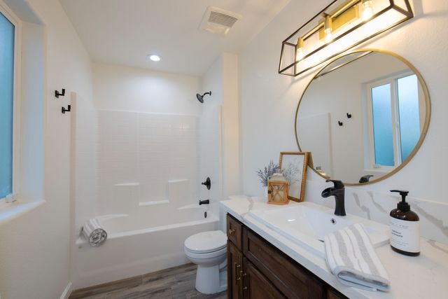 433 S Church Street, Visalia, CA 93277