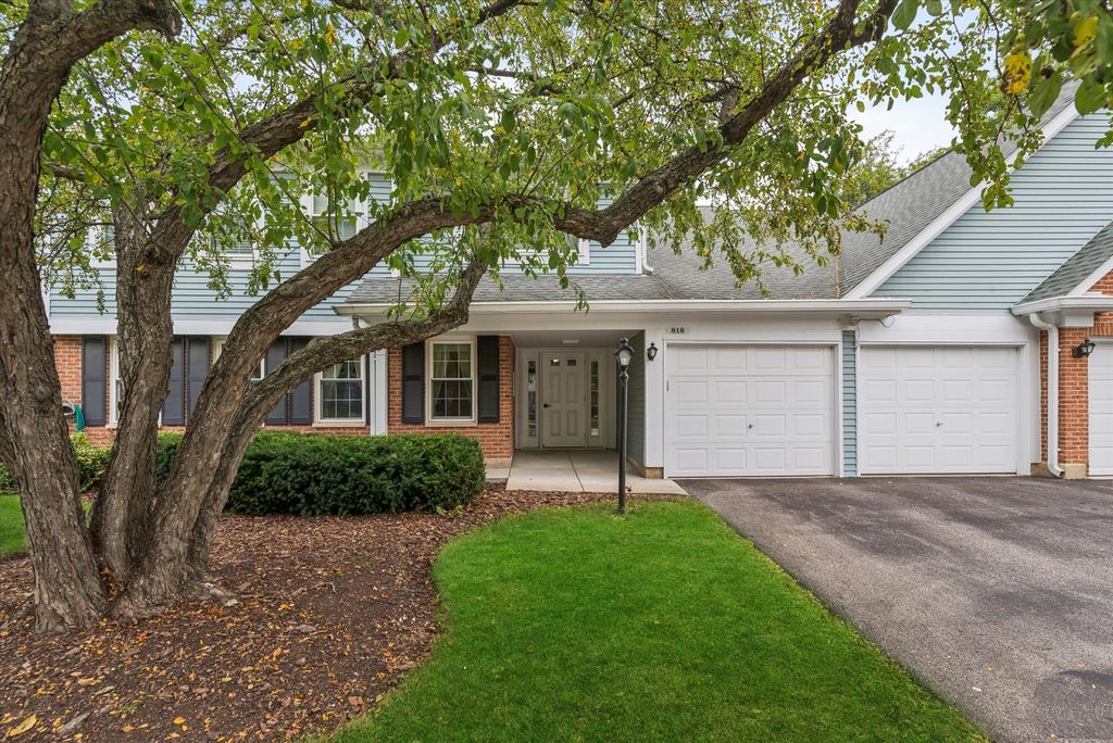 818 Butternut Lane A, Mount Prospect, IL 60056 — exterior