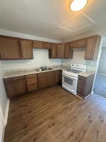 19723 Binder Street, Detroit, MI 48234