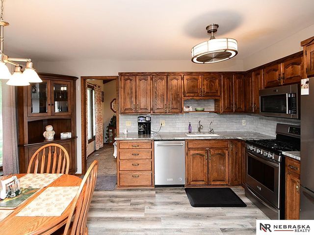 2301 Dodge Street, Lincoln, NE 68521