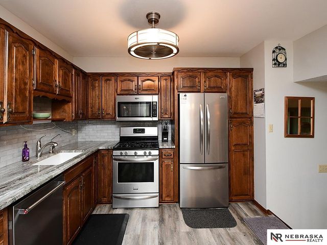 2301 Dodge Street, Lincoln, NE 68521