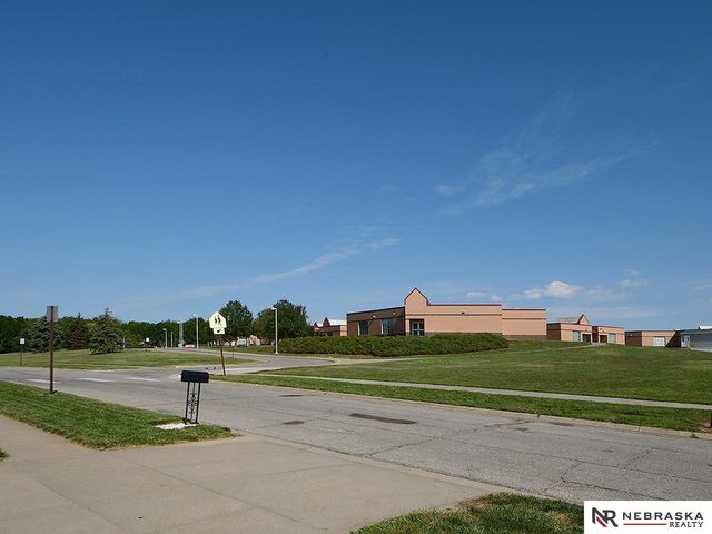 2301 Dodge Street, Lincoln, NE 68521