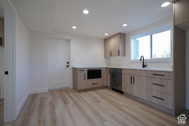 5866 N FORK RD, Eden, UT 84310