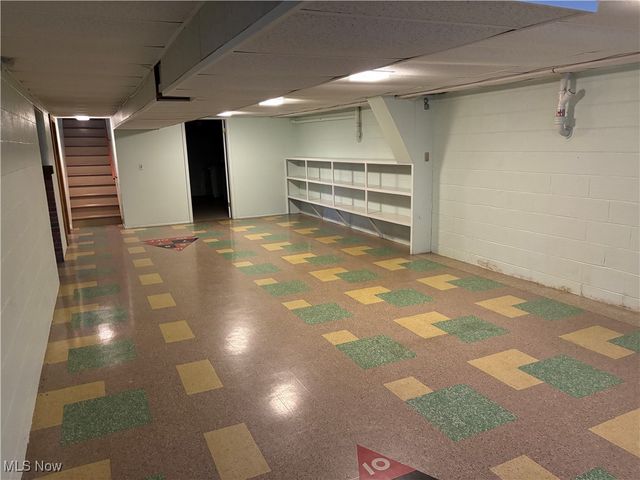 10635 Cardinal Ln, Brecksville, OH 44141