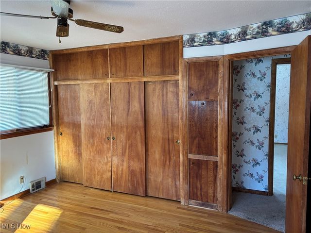 10635 Cardinal Ln, Brecksville, OH 44141