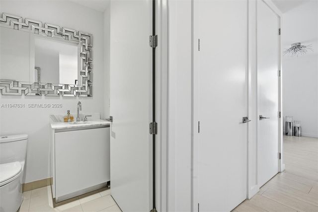 2831 S BAYSHORE DR 501, Miami, FL 33133