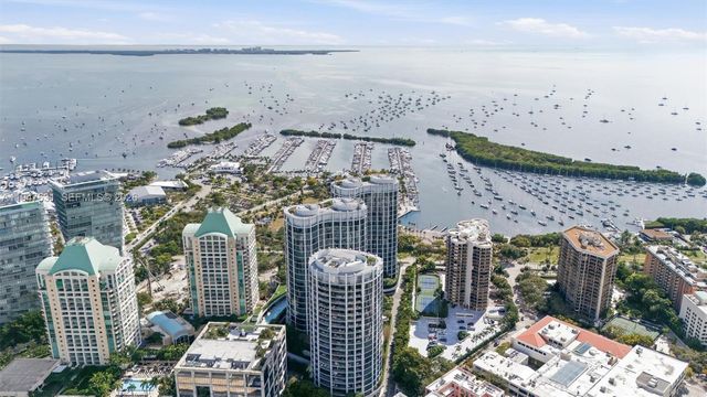 2831 S BAYSHORE DR 501, Miami, FL 33133