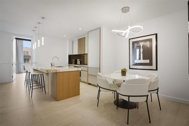 2831 S BAYSHORE DR 501, Miami, FL 33133