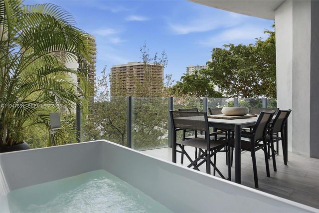 2831 S BAYSHORE DR 501, Miami, FL 33133