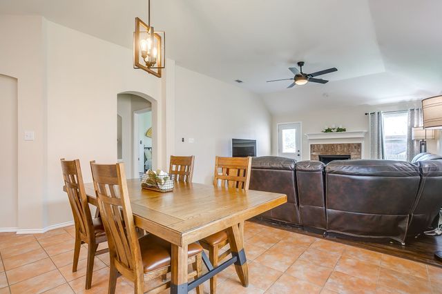 10529 Lipan Trail, Fort Worth, TX 76108