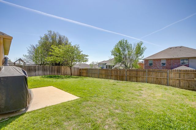 10529 Lipan Trail, Fort Worth, TX 76108