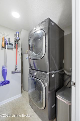 4810 Westport Rd, Louisville, KY 40222