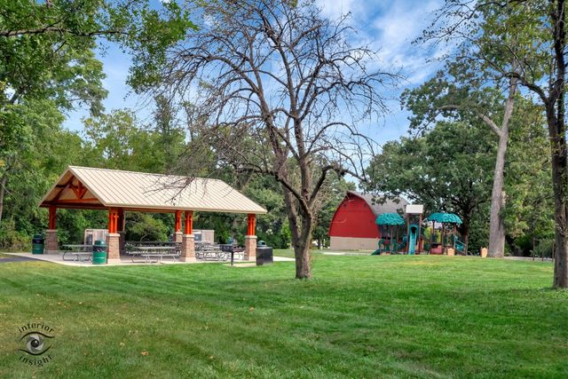 8681 Washington Street, Downers Grove, IL 60516