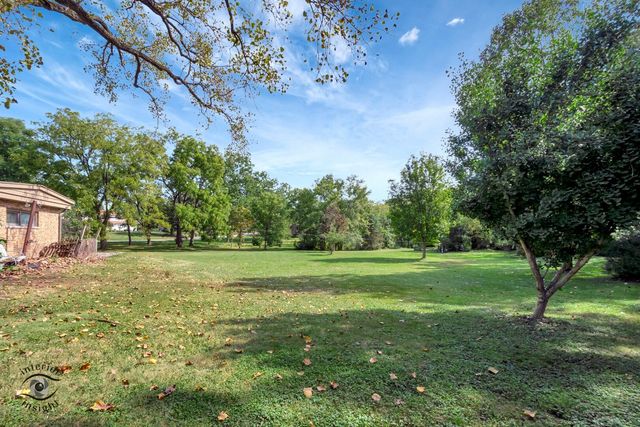 8681 Washington Street, Downers Grove, IL 60516