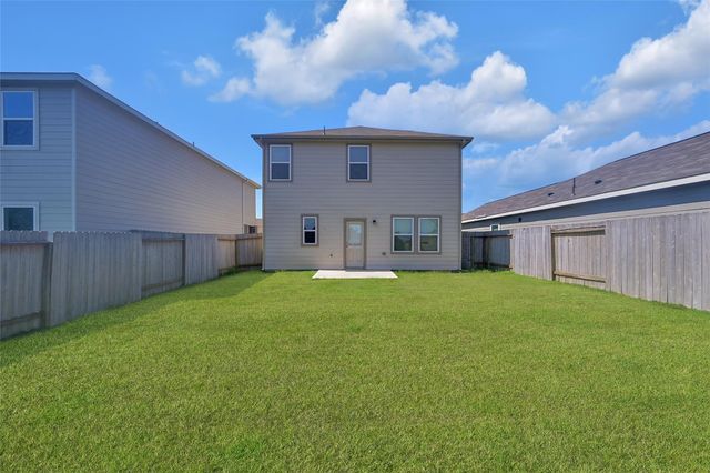 14818 Calderon Drive, Conroe, TX 77316