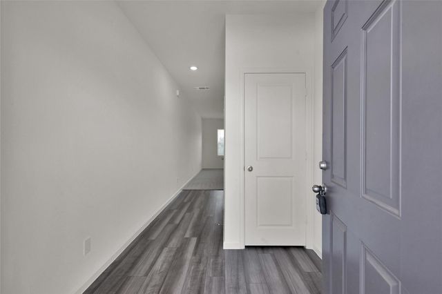 14818 Calderon Drive, Conroe, TX 77316