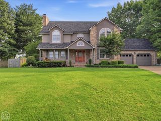 1404 Lexington Drive, Paragould, AR 72450