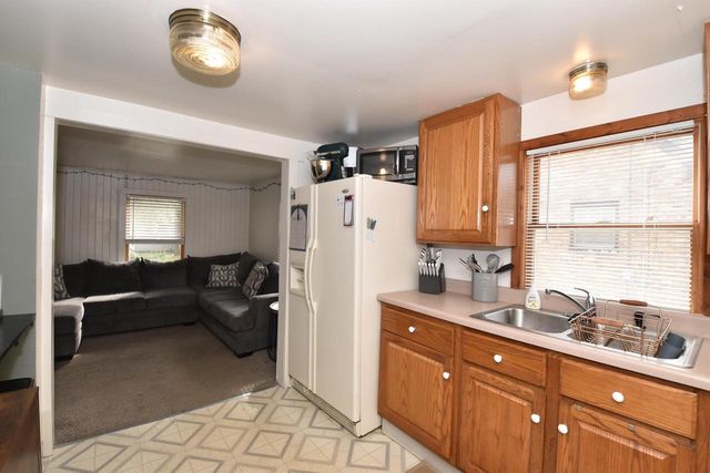 5518 40th AVENUE, Kenosha, WI 53144