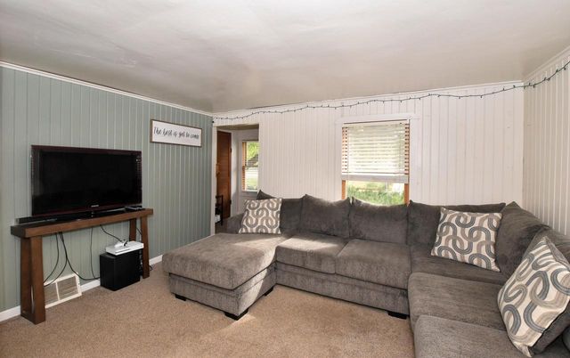 5518 40th AVENUE, Kenosha, WI 53144