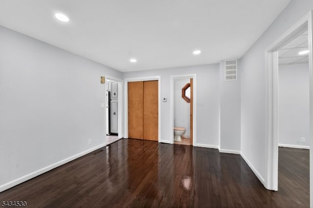 139 N Prospect St, Lopatcong Twp., NJ 08865